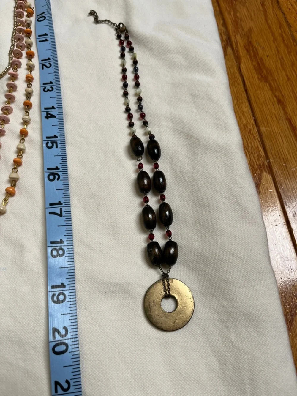 Bundle of necklaces - Picture 6 of 7